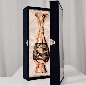 گلدان نگارستان نیلی طرح الماس تراش  ارتفاع 30 به همراه جعبه فانتزی